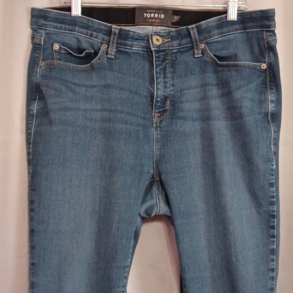 Torrid Premium Sky High Skinny Jeans Gap Proof Waist Plus Size 18R Stretch - Picture 2 of 15